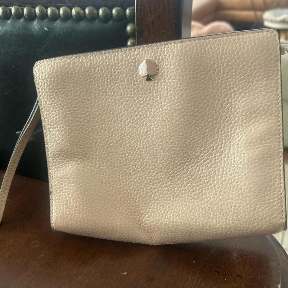 Kate Spade Cream Wristlet